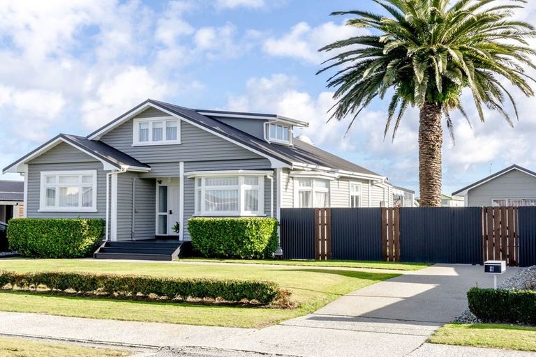 Photo of property in 81 Fitzherbert Street, Hokitika, 7810