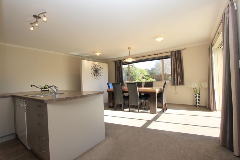 Photo of property in 16e Rousehill Street, Renwick, 7204