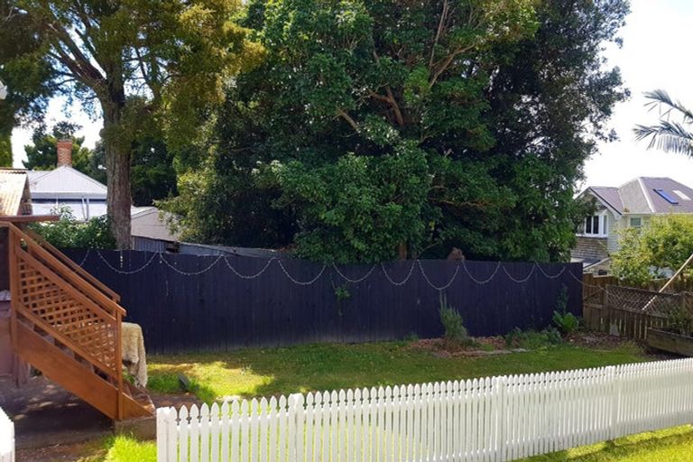 Photo of property in 10a Milton Road, Otumoetai, Tauranga, 3110