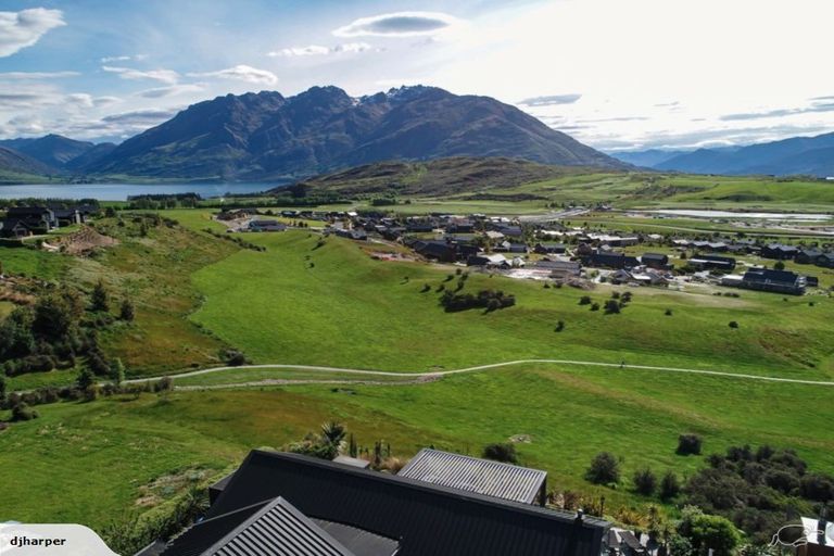 Photo of property in 5 Kintyre Court, Jacks Point, Queenstown, 9371