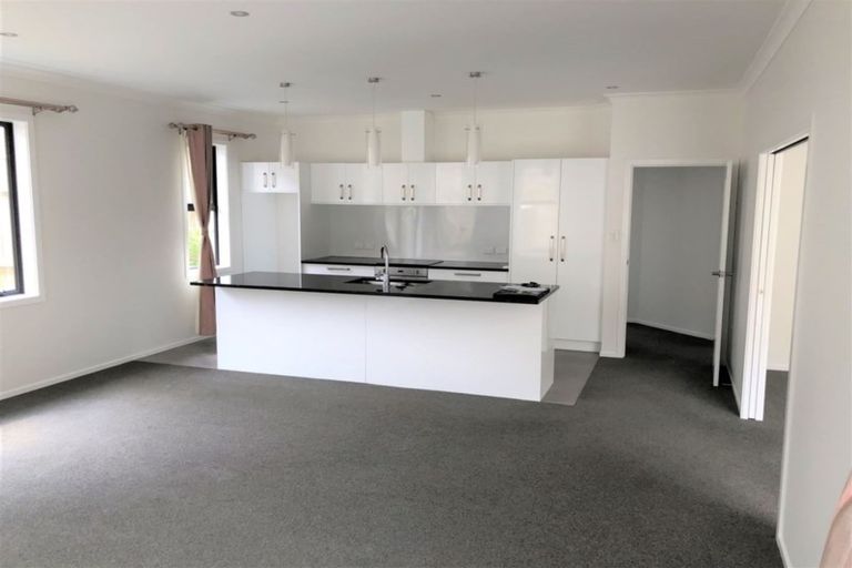 Photo of property in 6 Rochdale Drive, Churton Park, Wellington, 6037