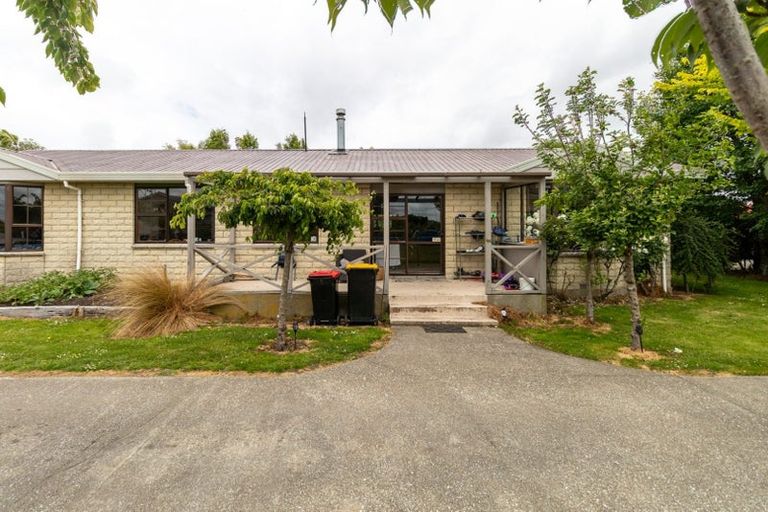 Photo of property in 685 Queens Drive, Waikiwi, Invercargill, 9810