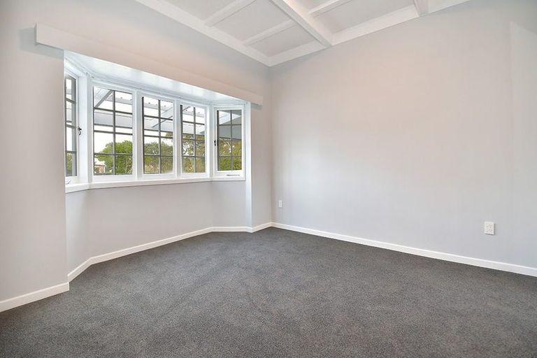 Photo of property in 1 Mary Keane Lane, Parakai, 0830