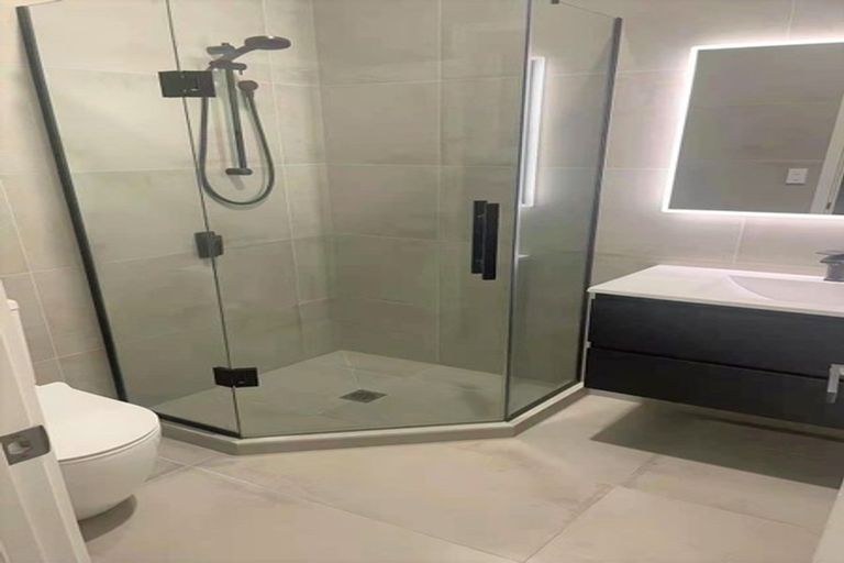 Photo of property in 45 Rathmullen Place, Pinehill, Auckland, 0632