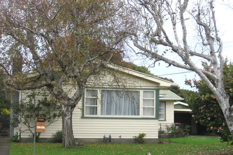 Photo of property in 19 Rosebank Avenue, Avalon, Lower Hutt, 5011
