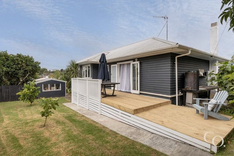 Photo of property in 140 Sutherland Road, Brookfield, Tauranga, 3110