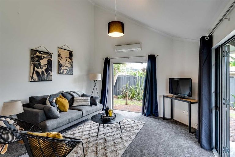 Photo of property in 44a Warwick Crescent, Taradale, Napier, 4112