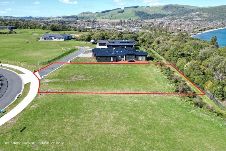 Photo of property in 11 Broadleaf Way, Kinloch, 3377