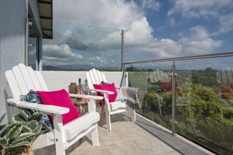 Photo of property in 25 La Cumbre Close, Bethlehem, Tauranga, 3110