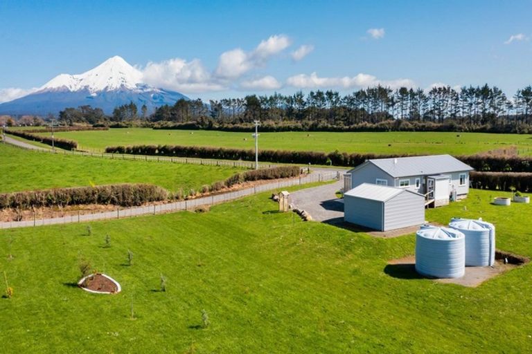 Photo of property in 297 Radnor Road, Midhirst, Stratford, 4394