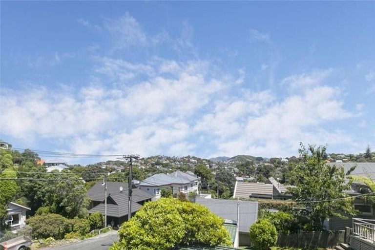 Photo of property in 19a Omar Street, Khandallah, Wellington, 6035