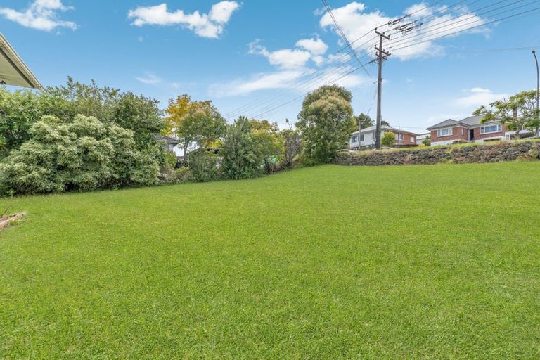 Photo of property in 7 Newington Road, Henderson, Auckland, 0612