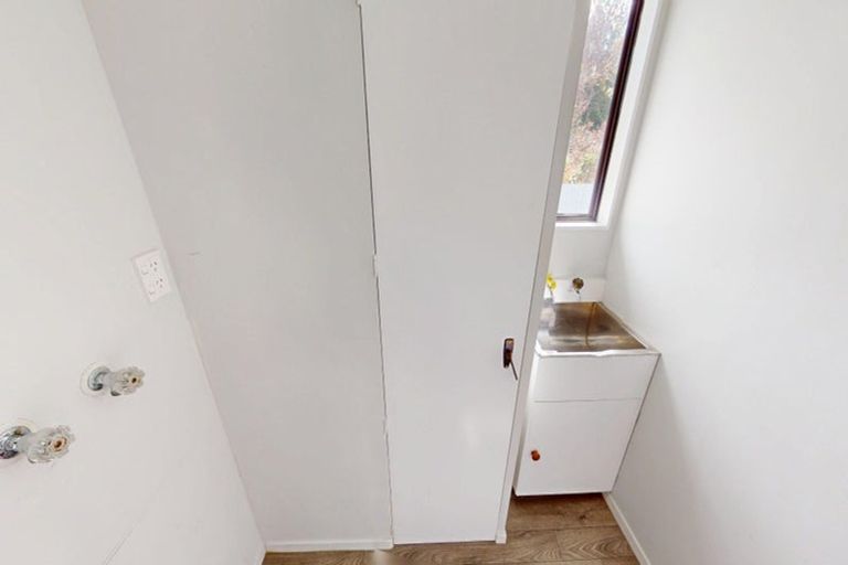 Photo of property in 21 Hereford Street, Marton, 4710