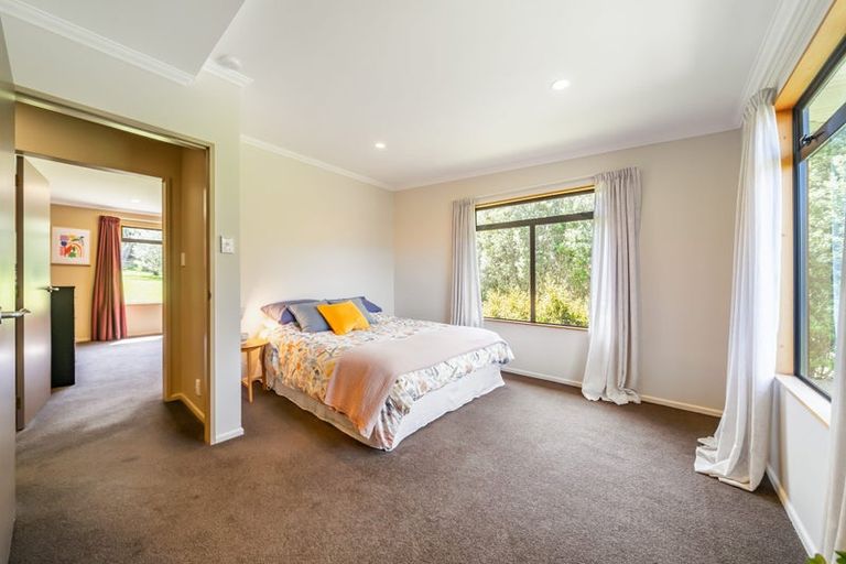 Photo of property in 97a Coroglen Rise, Pukerua Bay, 5026