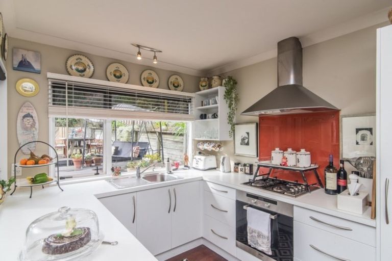 Photo of property in 9 Jeep Road, Raumati South, Paraparaumu, 5032