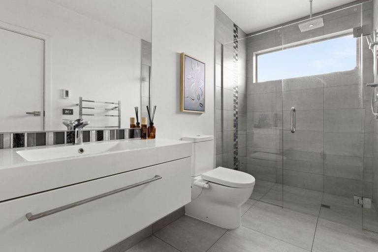 Photo of property in 19 Esk View Road, Eskdale, Napier, 4182