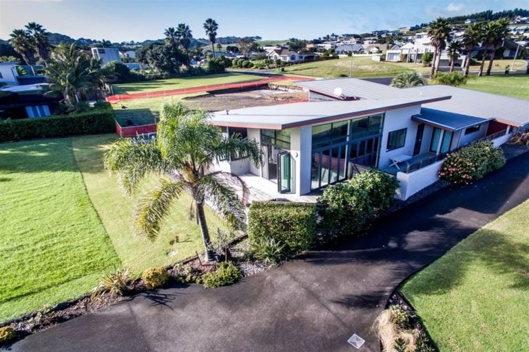 Photo of property in 34 Bayside Drive, Coopers Beach, 0420