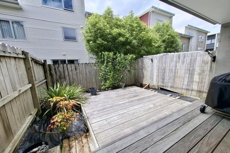 Photo of property in 10/5 Perekia Street, Albany, Auckland, 0632
