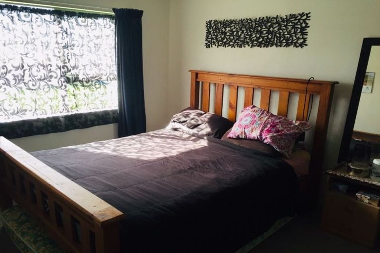 Photo of property in 1/115 Flat Bush Road, Clover Park, Auckland, 2023