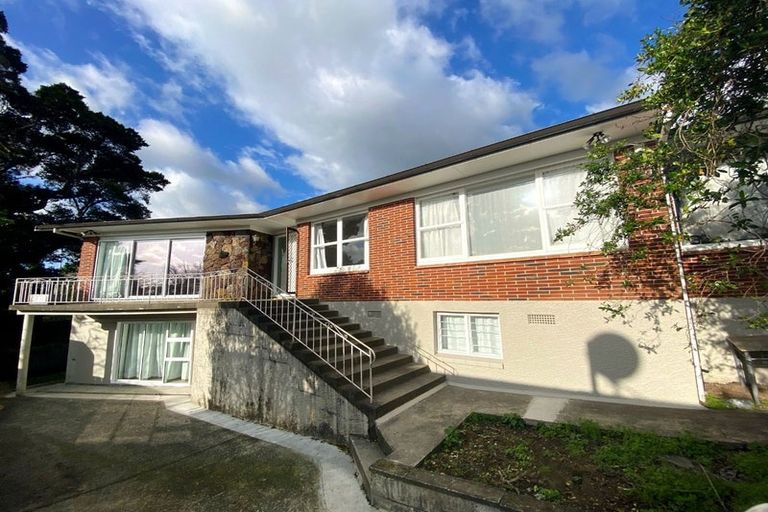 Photo of property in 30 Lawrence Crescent, Hillpark, Auckland, 2102