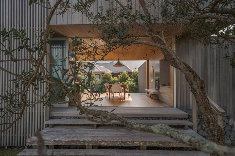 Photo of property in 19 Lagoon Way, Omaha, 0986