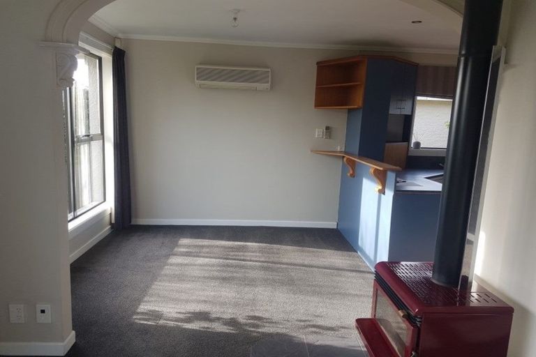 Photo of property in 13 Pine Crescent, Hargest, Invercargill, 9810