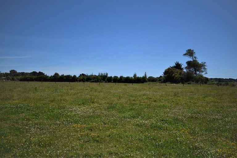Photo of property in 234 Rangiuru Road, Otaki, 5512