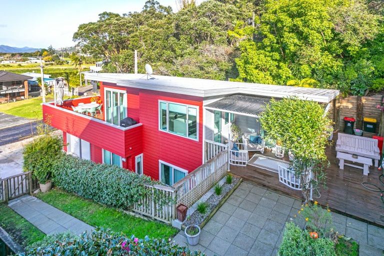 Photo of property in 54 Ocean Beach Road, Tairua, 3508