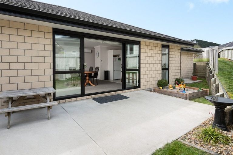 Photo of property in 89 Ballintoy Park Drive, Welcome Bay, Tauranga, 3175