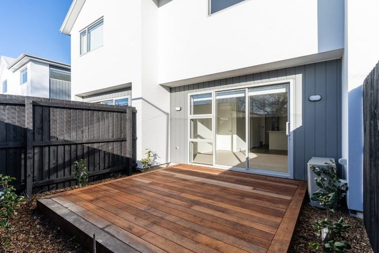 Photo of property in 8/51 Hills Road, Edgeware, Christchurch, 8013