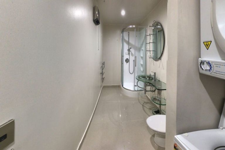 Photo of property in The Quay, 1/332b2 Lambton Quay, Wellington Central, Wellington, 6011