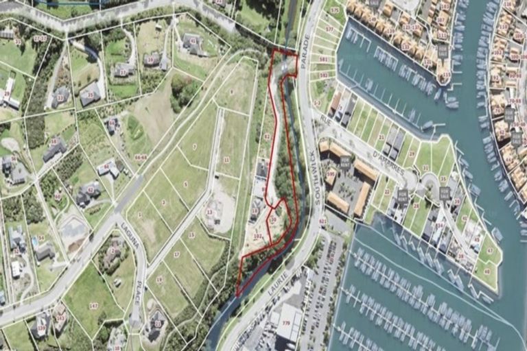 Photo of property in 30 Pleasant Way, Matakatia, Whangaparaoa, 0930