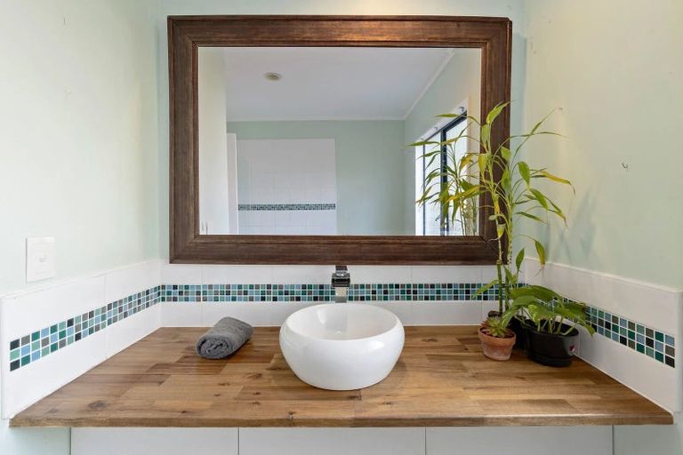 Photo of property in 2/26 Centorian Drive, Windsor Park, Auckland, 0632