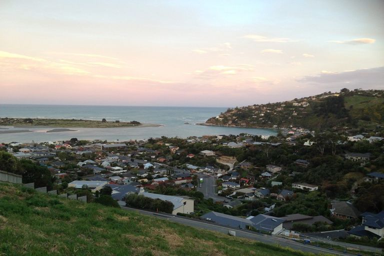 Photo of property in 21 Challenger Lane, Redcliffs, Christchurch, 8081