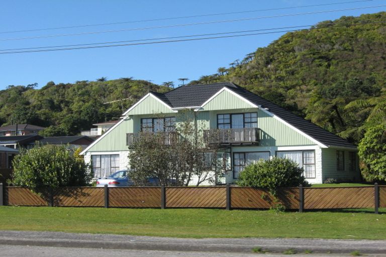 Photo of property in 129 Main South Road, Karoro, Greymouth, 7805