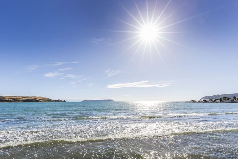 Photo of property in 52 Steyne Avenue, Plimmerton, Porirua, 5026