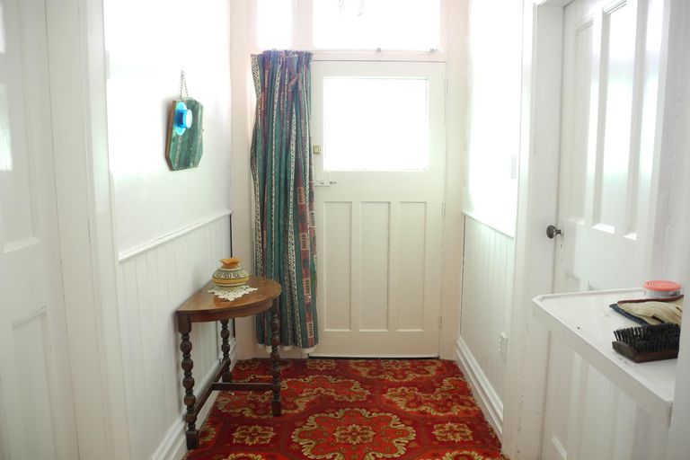 Photo of property in 31 Leonard Street, Waimate, 7924