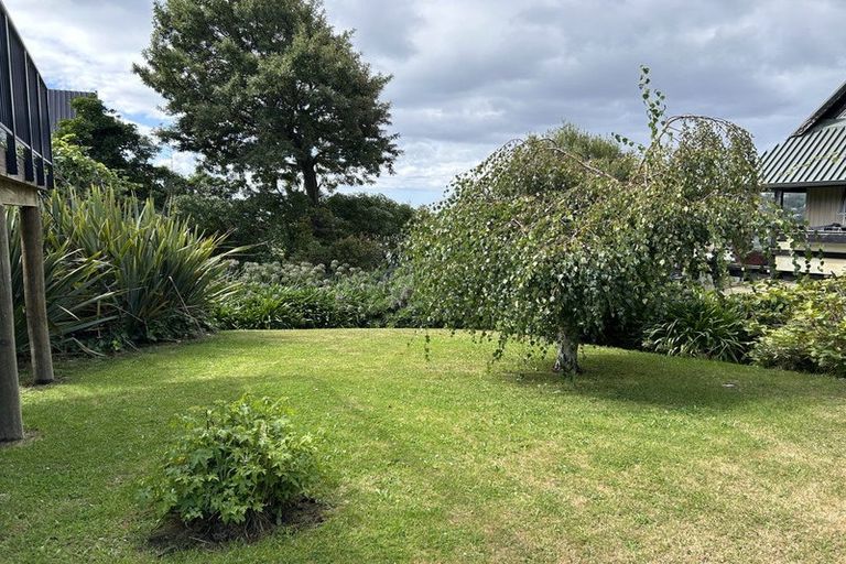 Photo of property in 49 Moncks Spur Road, Redcliffs, Christchurch, 8081