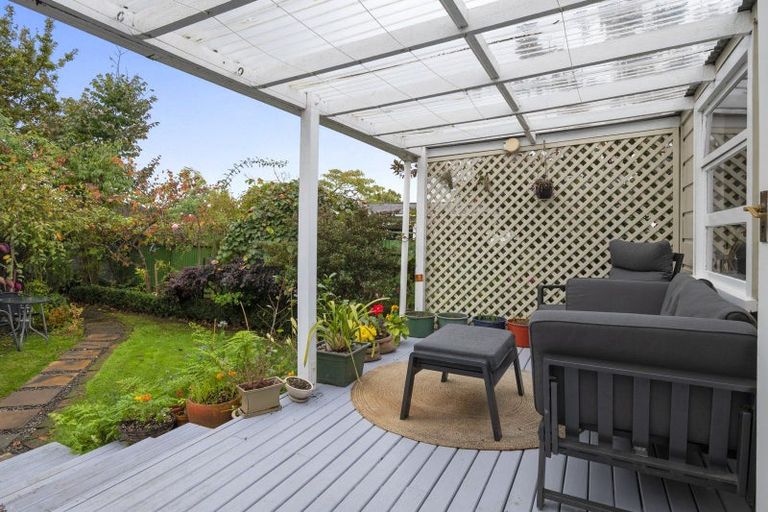 Photo of property in 89 Bridge Street, Bulls, 4818