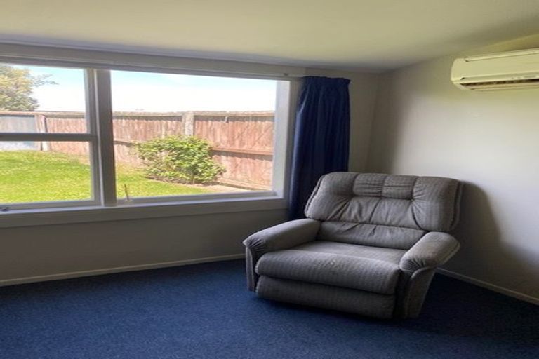 Photo of property in 49 Denise Crescent, Hornby, Christchurch, 8042