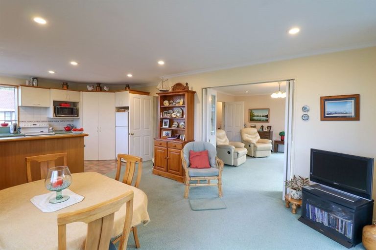 Photo of property in 35 Stirling Place, Marchwiel, Timaru, 7910