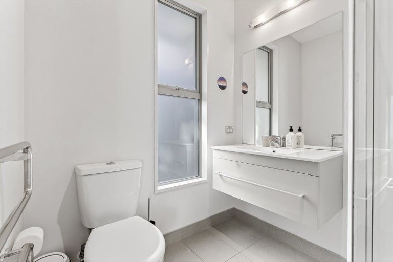 Photo of property in 60 Hedditch Street, Wanaka, 9305