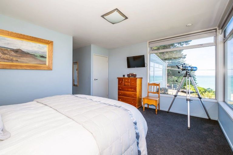 Photo of property in 2 Moore Street, Waimataitai, Timaru, 7910