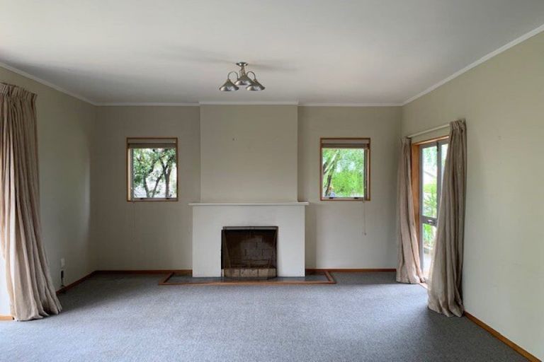 Photo of property in 14 Busby Hill, Havelock North, 4130
