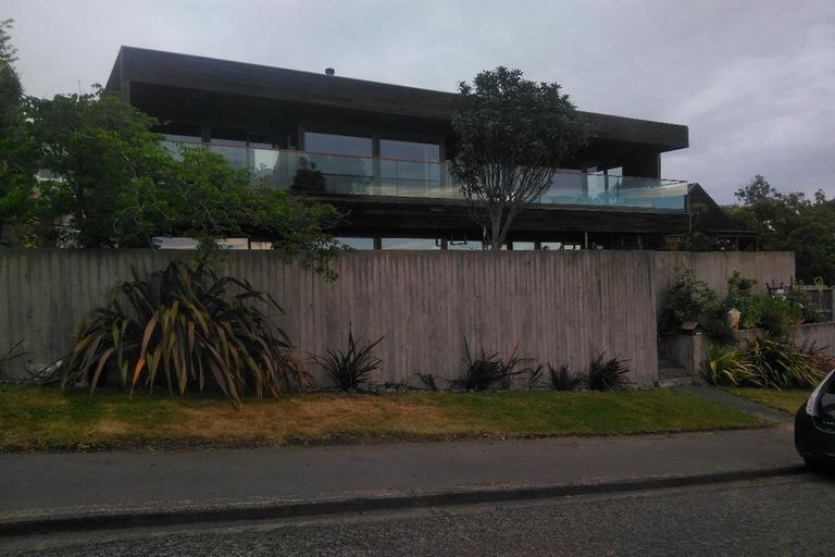 Photo of property in 3 Brigid Place, Mount Pleasant, Christchurch, 8081