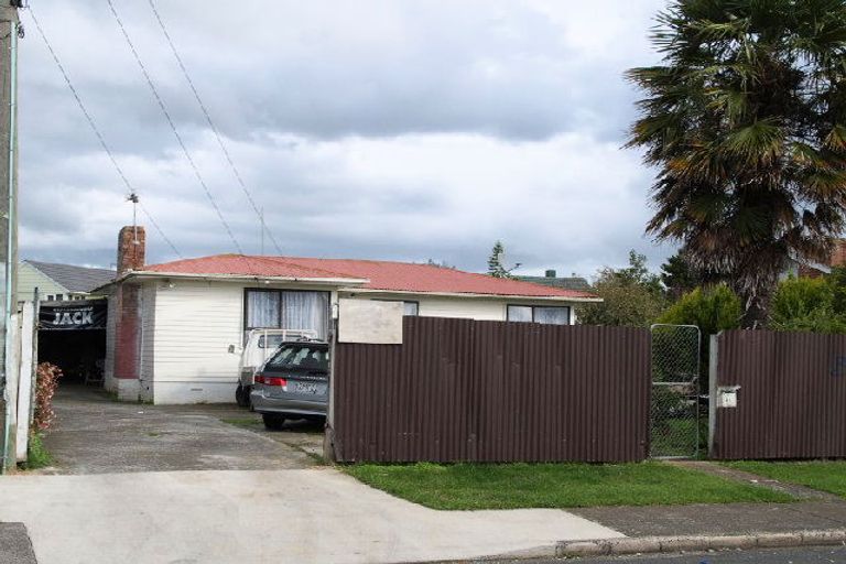 Photo of property in 16 Parker Crescent, Otara, Auckland, 2023