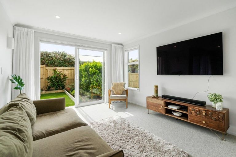 Photo of property in 45a Goods Road, Otumoetai, Tauranga, 3110