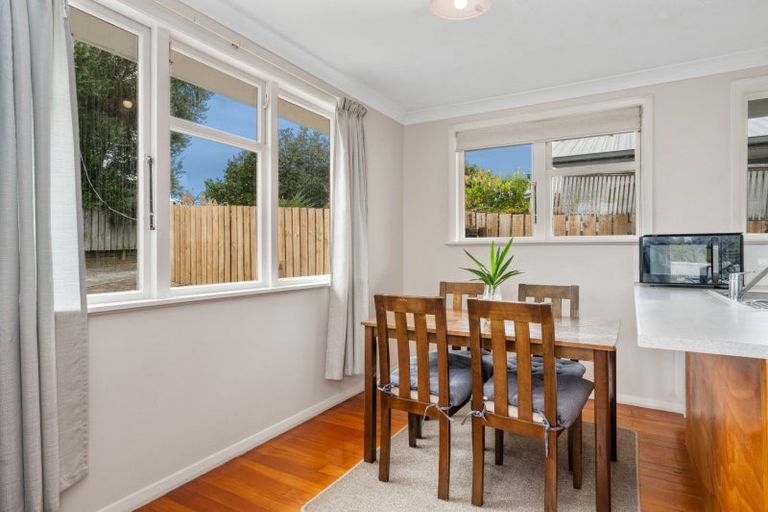 Photo of property in 33 Henderson Crescent, Parkvale, Tauranga, 3112