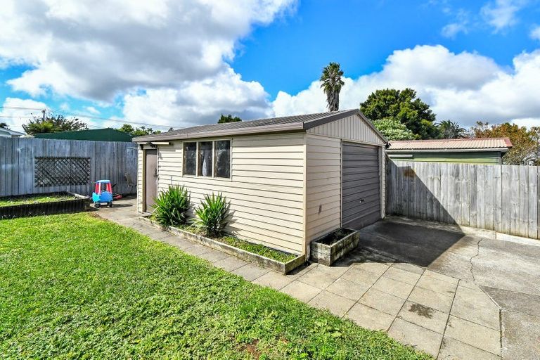 Photo of property in 14 Orion Street, Papakura, 2110