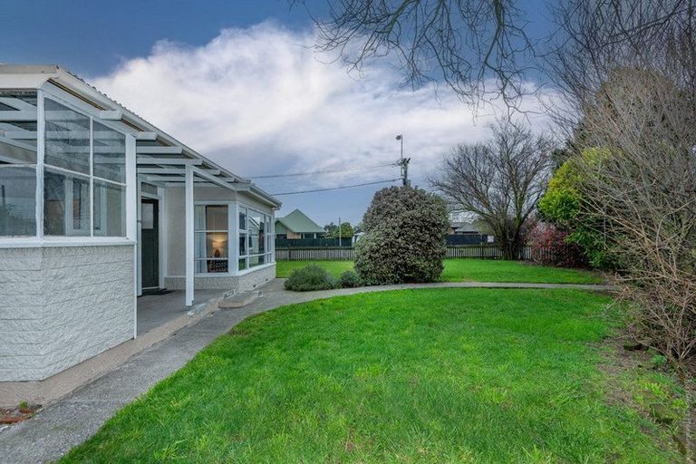 Photo of property in 473 Main South Road, Hornby, Christchurch, 8042